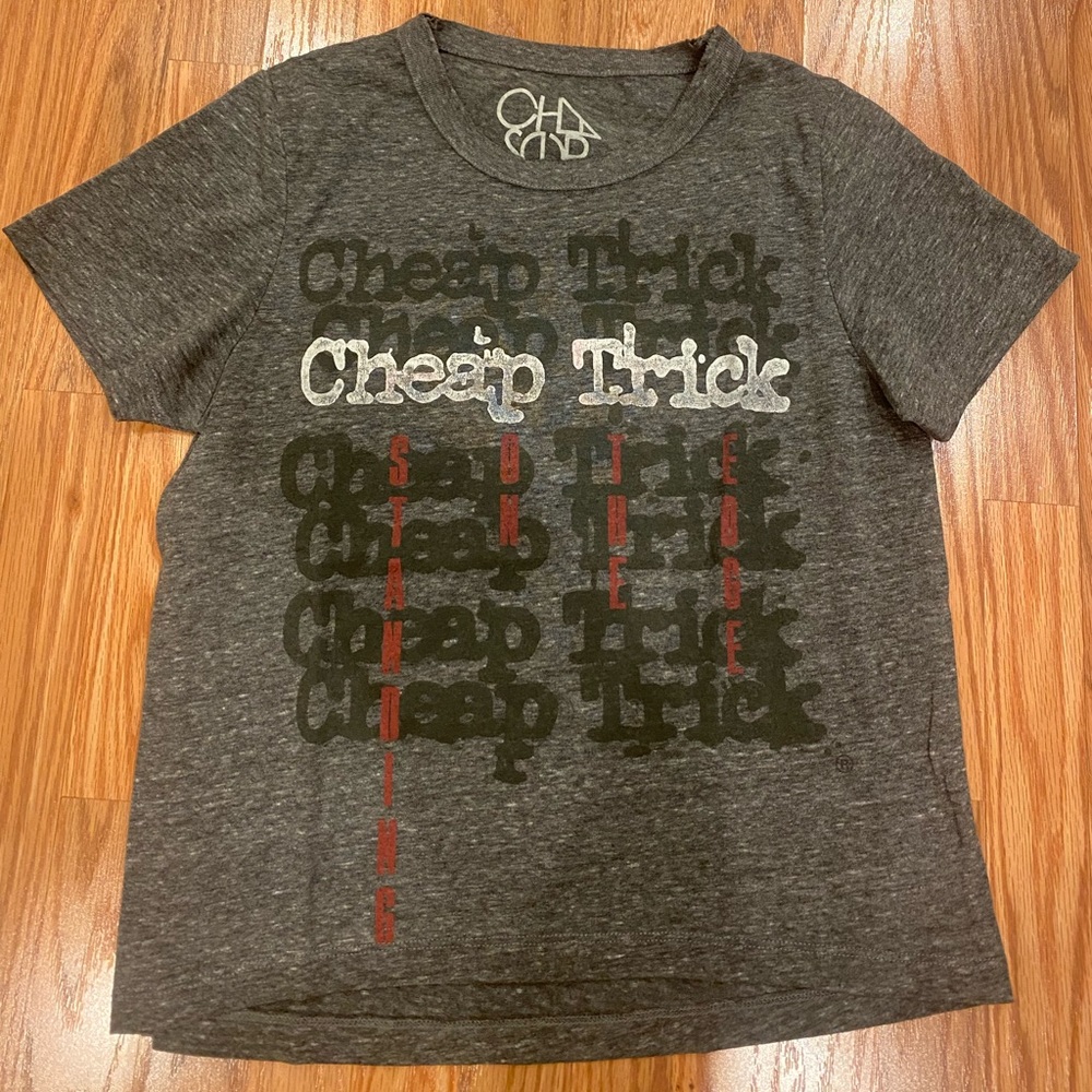 Chaser size small Cheap Trick tee